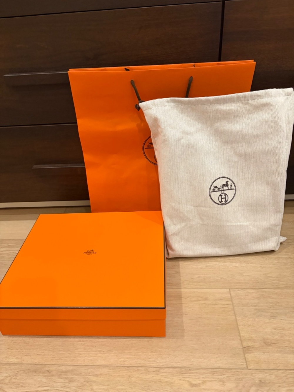 Hermes Evelyn III 29 - Brand New - Picture 2 of 2